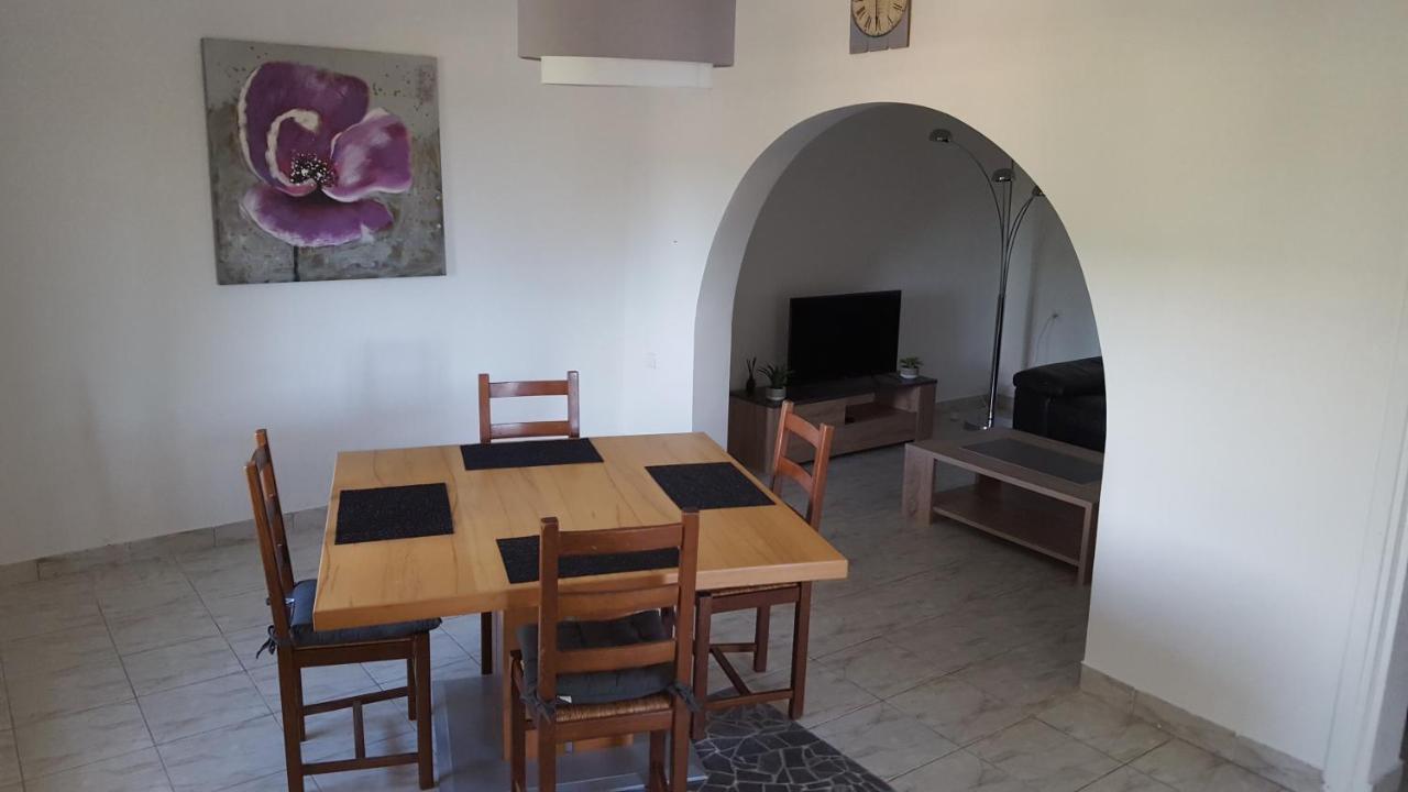 Gite "Le Couchant" Gras Kültér fotó