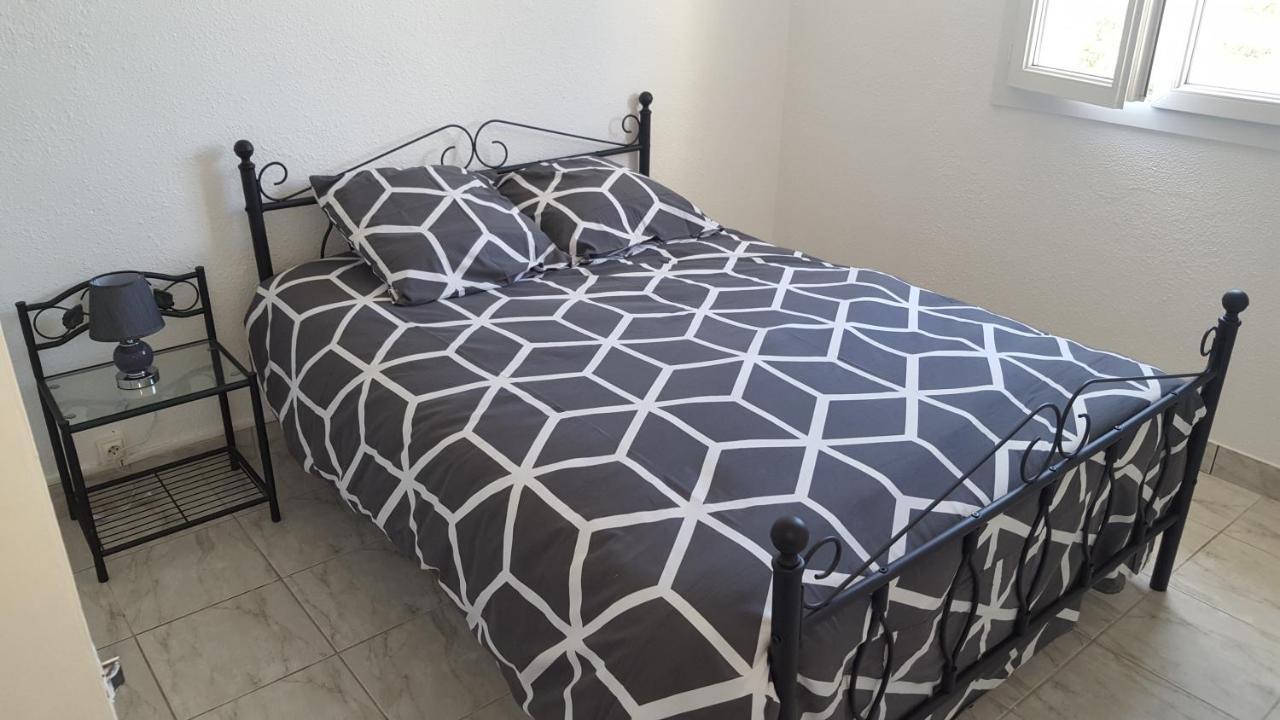 Gite "Le Couchant" Gras Kültér fotó